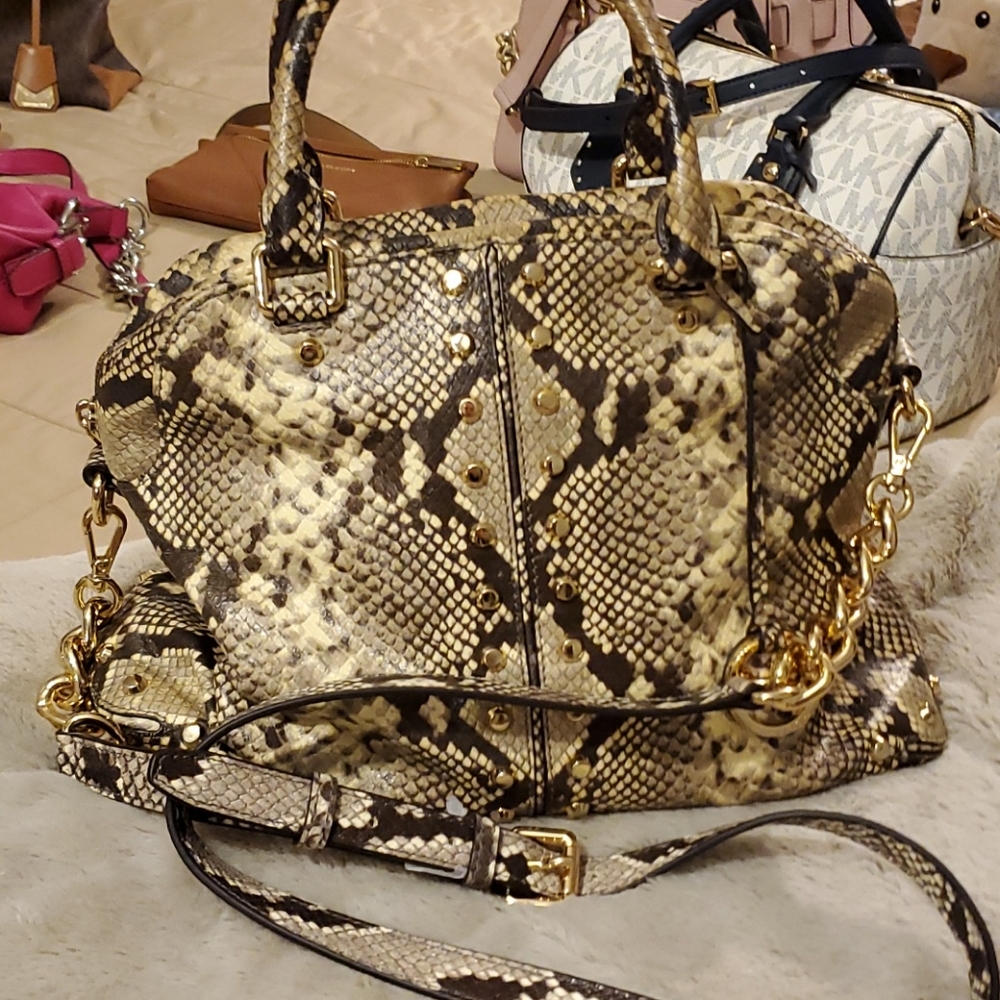 Michael Kors bag
